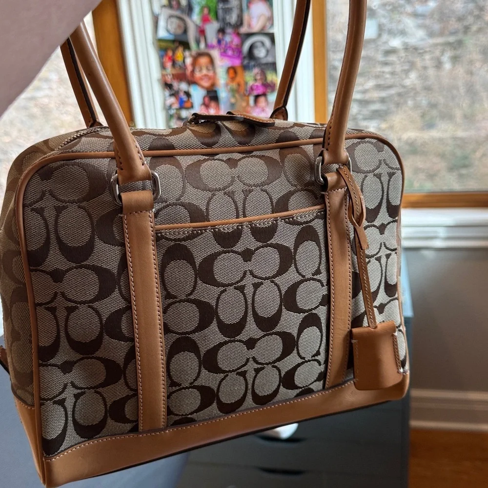 Coach Leatherware‎